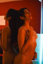 isabellarodi Camsoda livecam show performer room profile