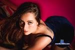 criistal-evans Camsoda livecam show performer room profile