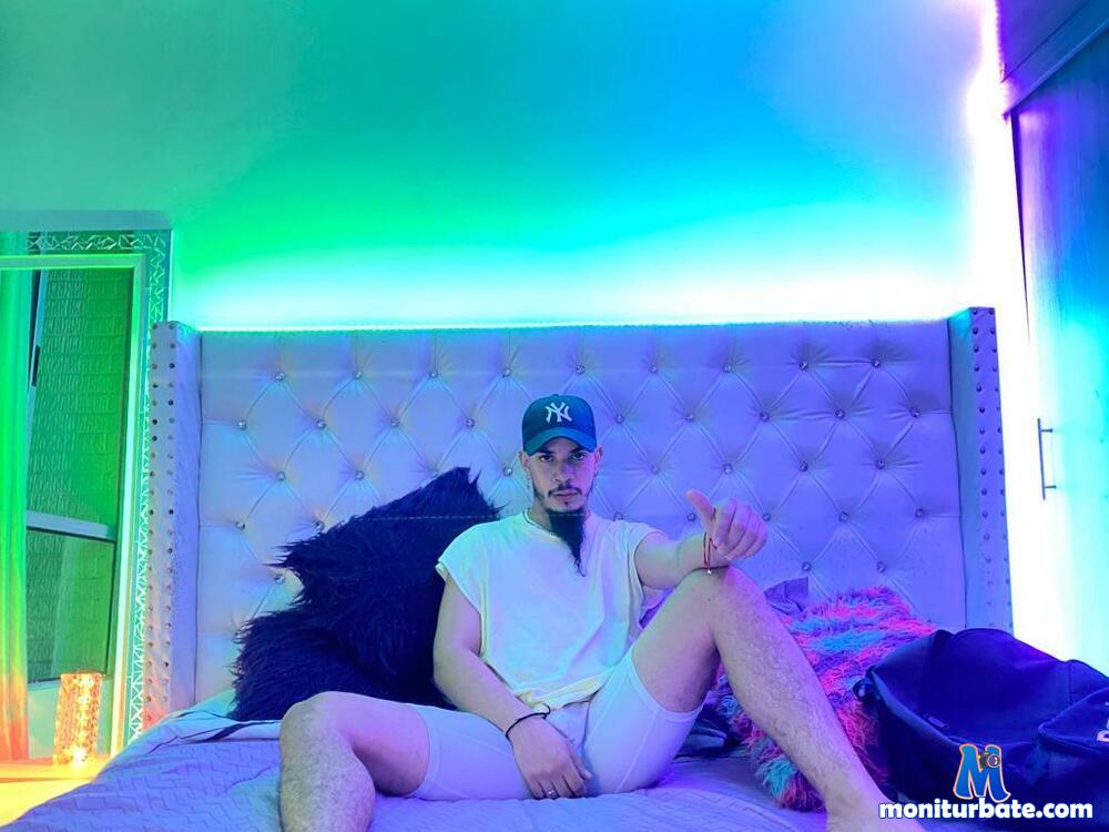 daina-boss camsoda livecam performer profile