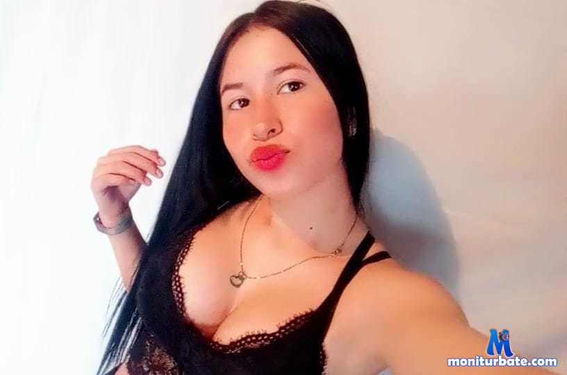 brittany-18 camsoda livecam performer profile