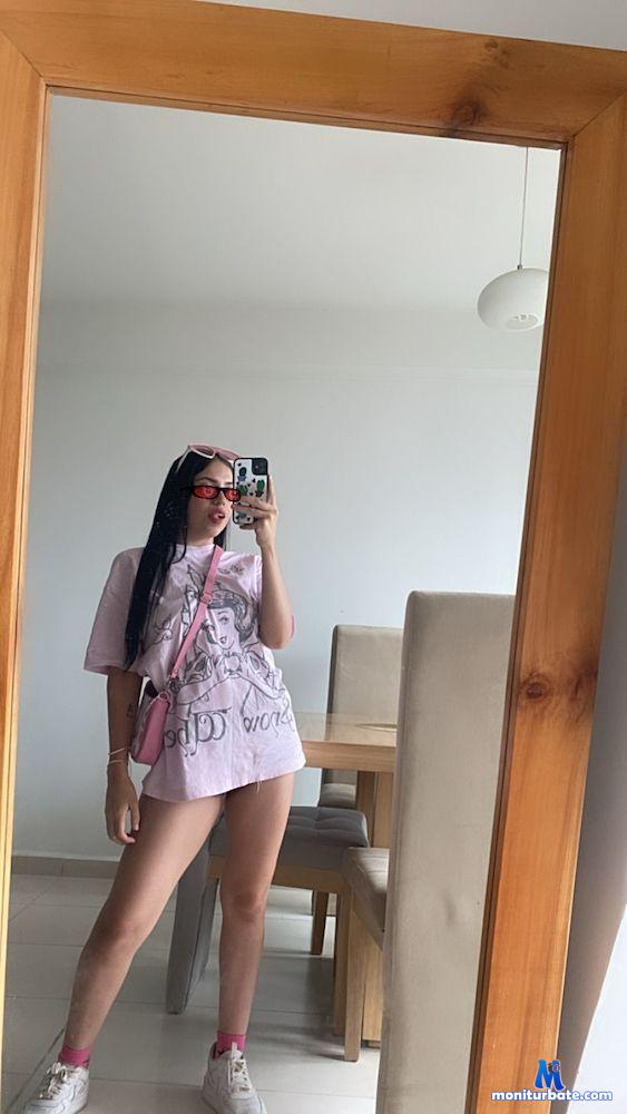 emilyzloty camsoda livecam performer profile