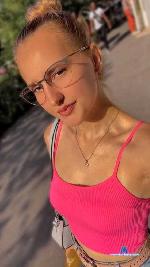 saragya Camsoda livecam show performer room profile