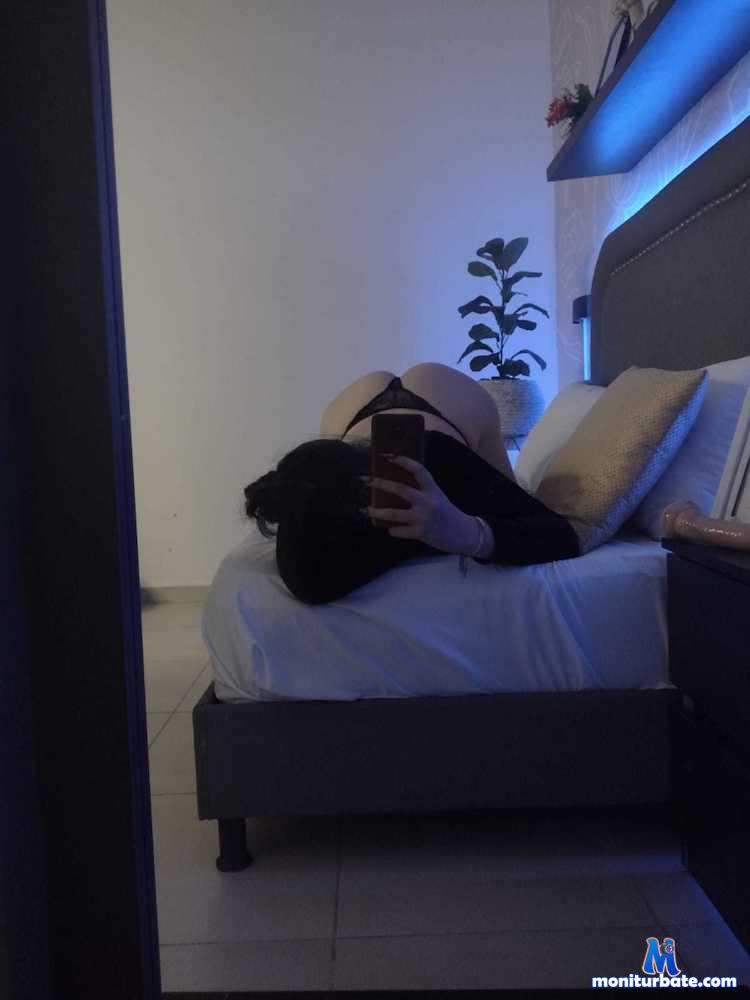 demi-lopond camsoda livecam performer profile