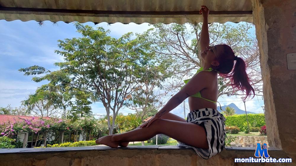 lina-gh camsoda livecam performer profile
