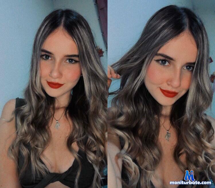 dannablazzer camsoda livecam performer profile