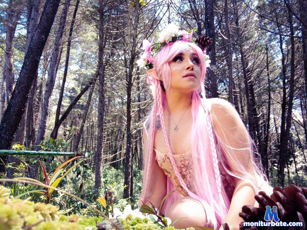 bastetgift camsoda livecam performer profile