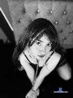 julietta-strom Camsoda livecam show performer room profile