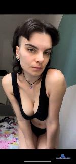 lovelykortni Camsoda livecam show performer room profile