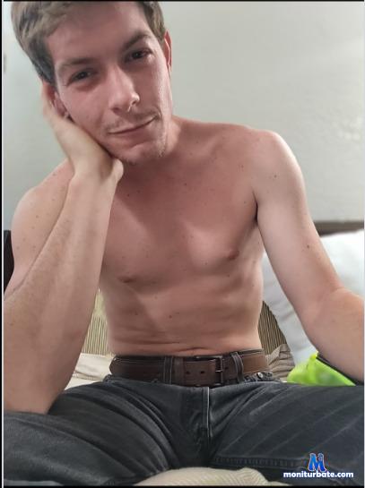 thatishuge Camsoda performer 
