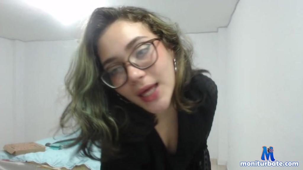 kity-amour Camsoda performer 