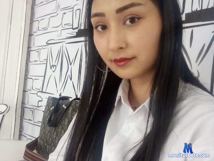 miyanuty camsoda livecam performer profile