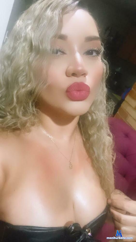 sasha-johnss camsoda livecam performer profile