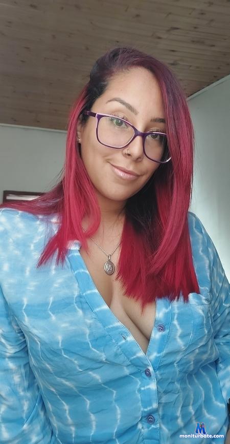 linda-lauren camsoda livecam performer profile