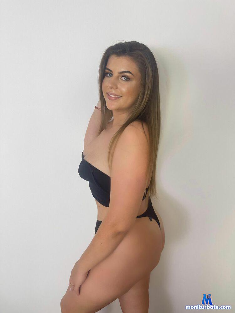 emilyem1 camsoda livecam performer profile