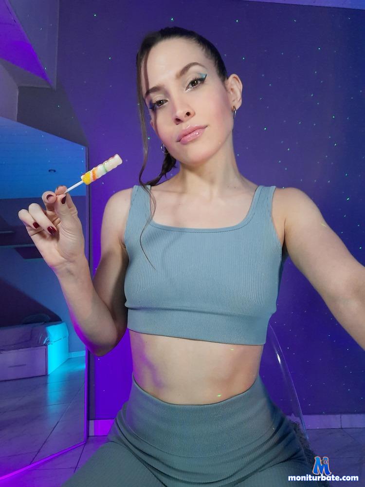 alisw25 camsoda livecam performer profile
