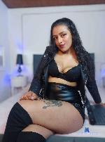 lu-jay Camsoda livecam show performer room profile