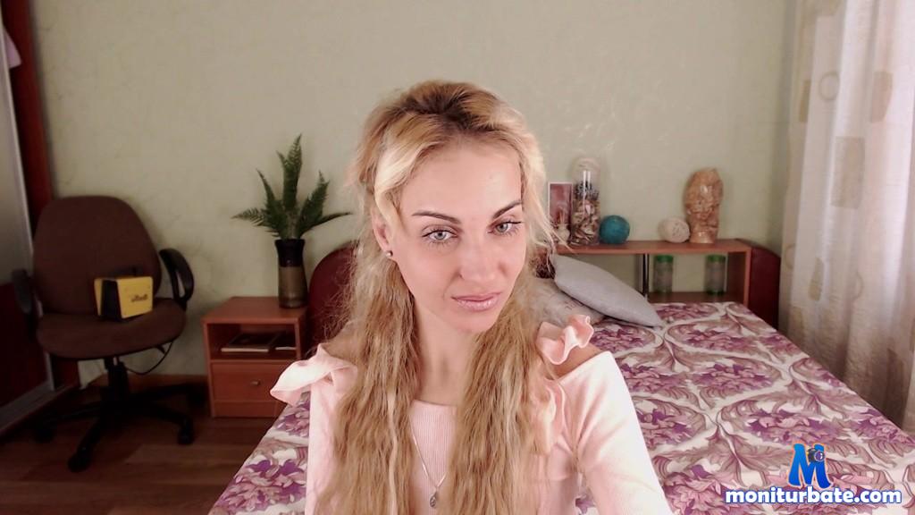 adelidsjae Camsoda performer asian feet blonde masturbation amateur massage flashtits