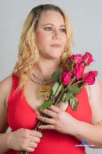 flora-squirts Camsoda livecam show performer room profile