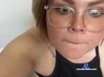 sweetpixi Camsoda livecam show performer room profile