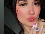 cloe-brattz Camsoda livecam show performer room profile