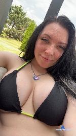 elizabethdickinson Camsoda livecam show performer room profile