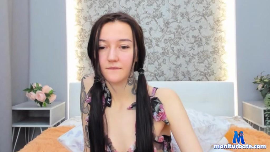 bellaward Camsoda performer brunette toys lovense small-tits teen new cute tattoo longhair schoolgirl