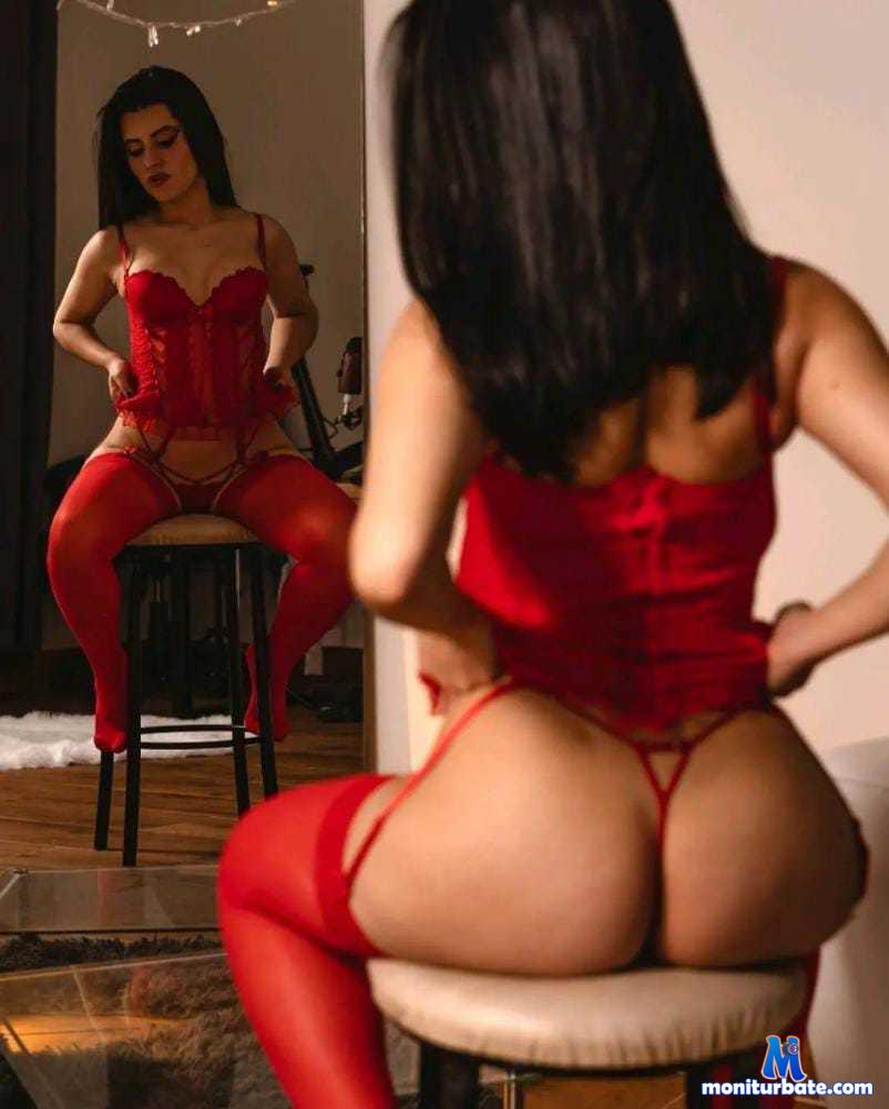 naughty-fox Camsoda performer 