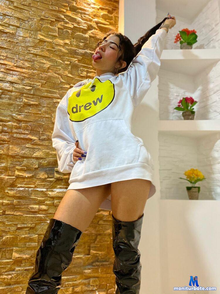 sofibloosom camsoda livecam performer profile