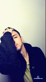 michaeljakevelour Camsoda livecam show performer room profile