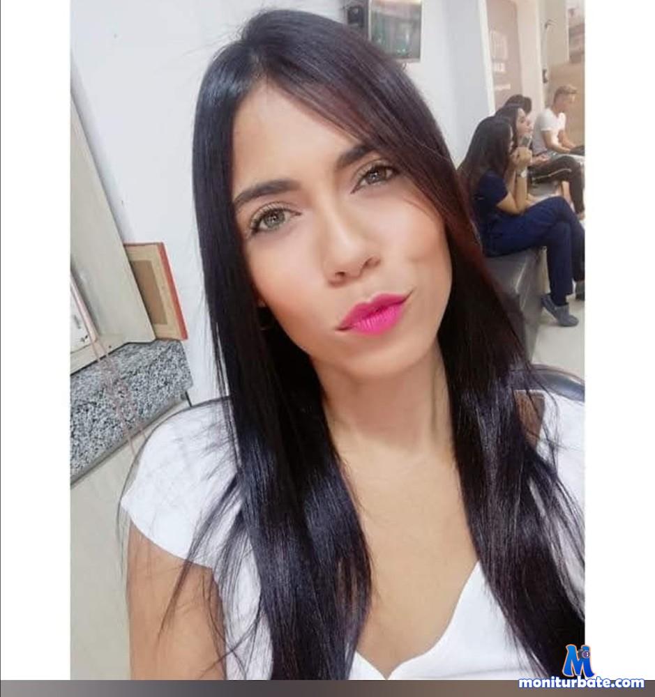 hannahairymilk camsoda livecam performer profile