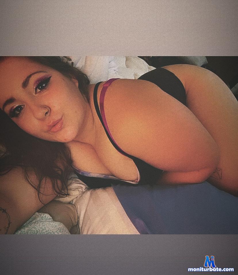xoxosexysarahxoxo camsoda livecam performer profile