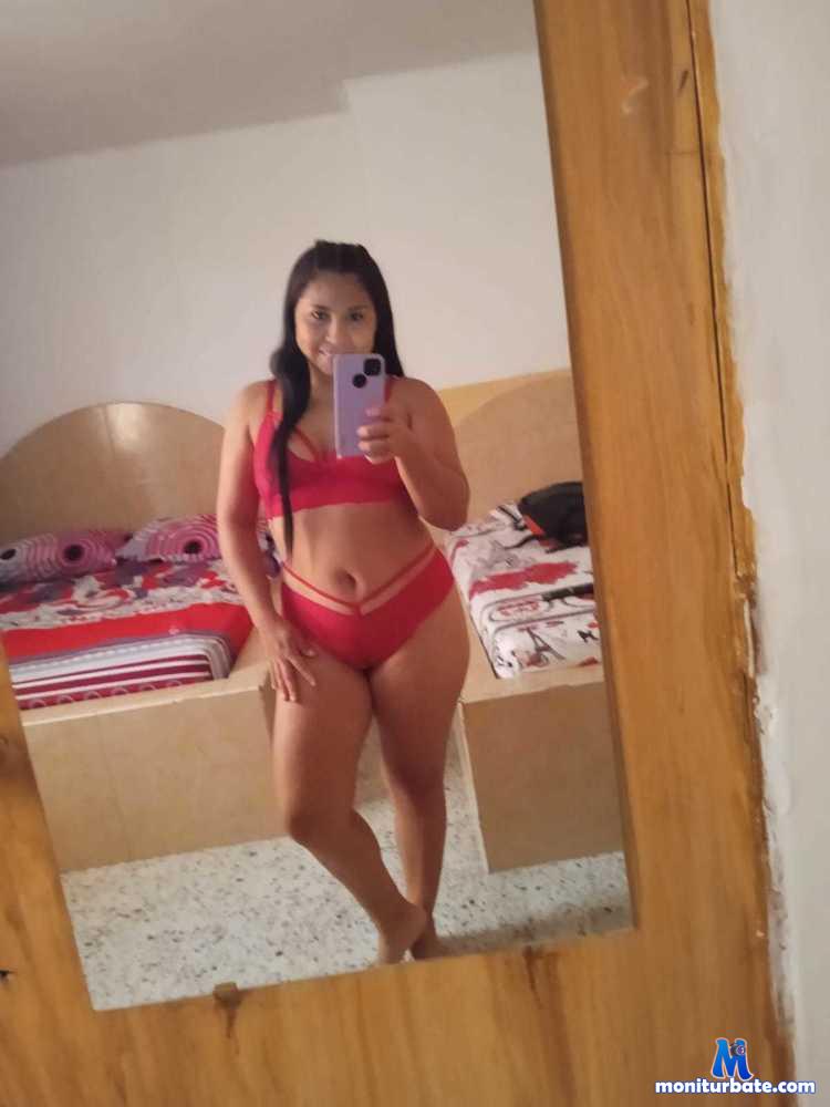 sarayross camsoda livecam performer profile