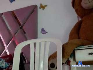 mainaa1 camsoda livecam performer profile