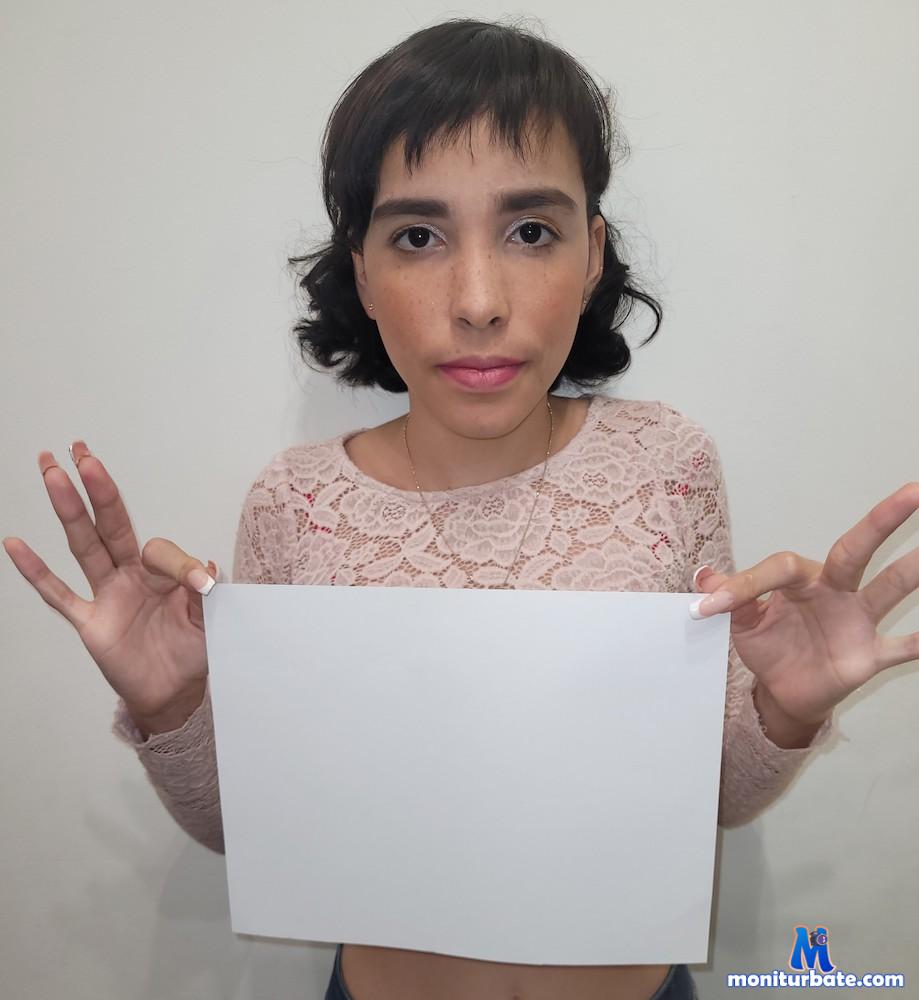 leah-garnerr Camsoda performer 