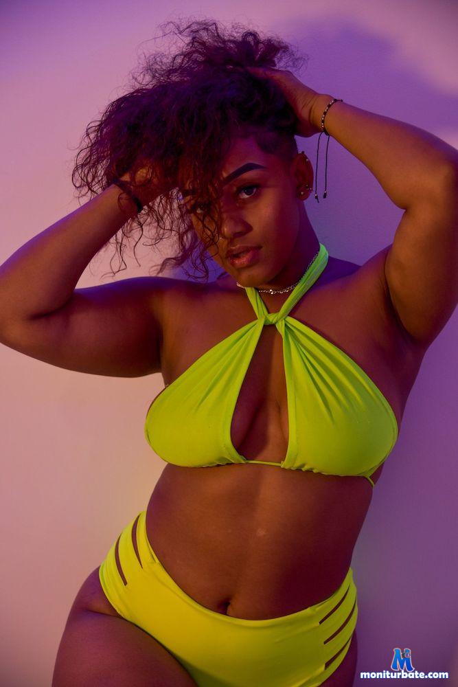 sherlyn-williams camsoda livecam performer profile