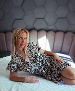 keiraharden Camsoda livecam show performer room profile
