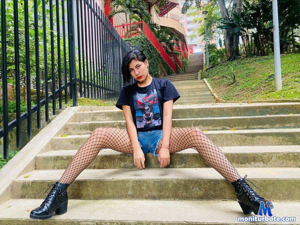 alessandrarose camsoda livecam performer profile