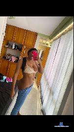 arianajanny Camsoda livecam show performer room profile