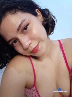 mangoqueen Camsoda livecam show performer room profile