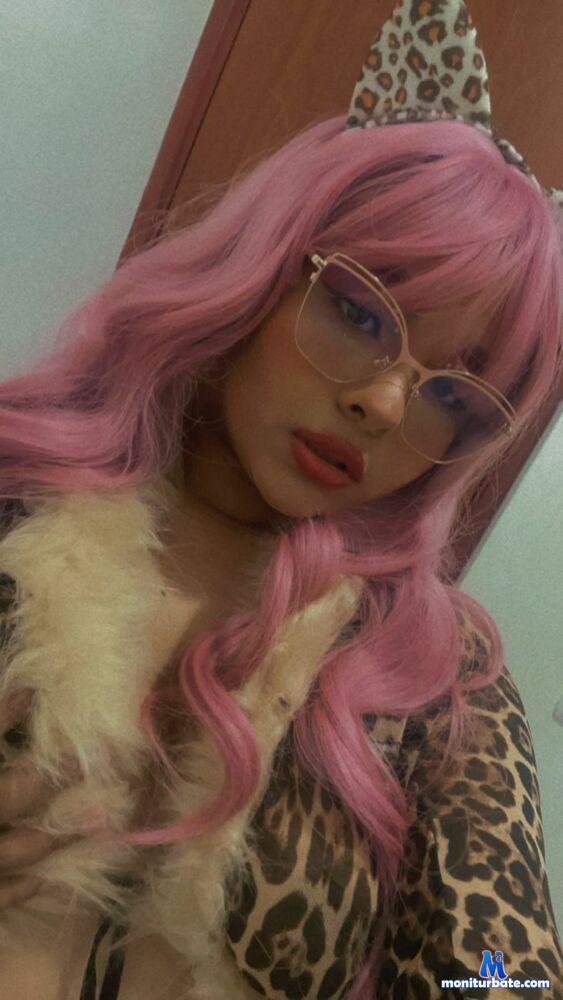 geannabennet camsoda livecam performer profile