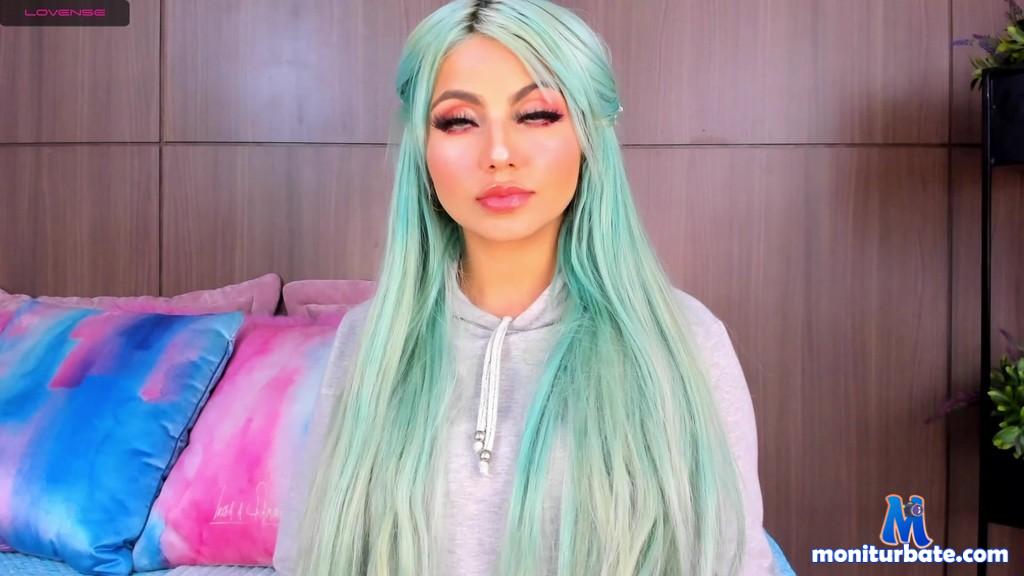 lucyhills01 Camsoda performer big-tits curvy feet lovense teen big-ass ohmibod ahegao hd bluehair