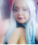 grey-sophie Camsoda livecam show performer room profile