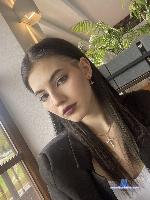 roxannestone Camsoda livecam show performer room profile