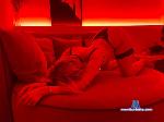 caroline0111 Camsoda livecam show performer room profile