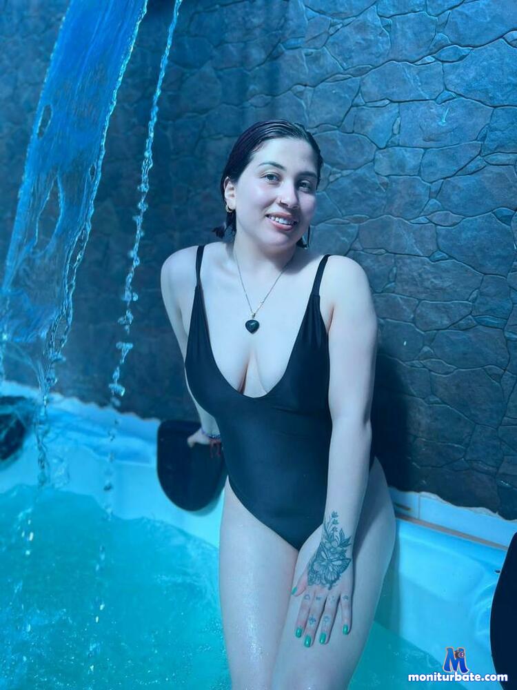 paowinfrey camsoda livecam performer profile