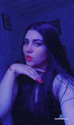 adelle-owenn Camsoda livecam show performer room profile
