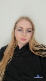 gracesweet Camsoda livecam show performer room profile