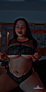 anniecohen Camsoda livecam show performer room profile