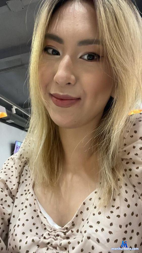 hyunkii camsoda livecam performer profile