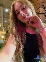 wonderlina Camsoda livecam show performer room profile